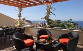 Vive Sol Apartments